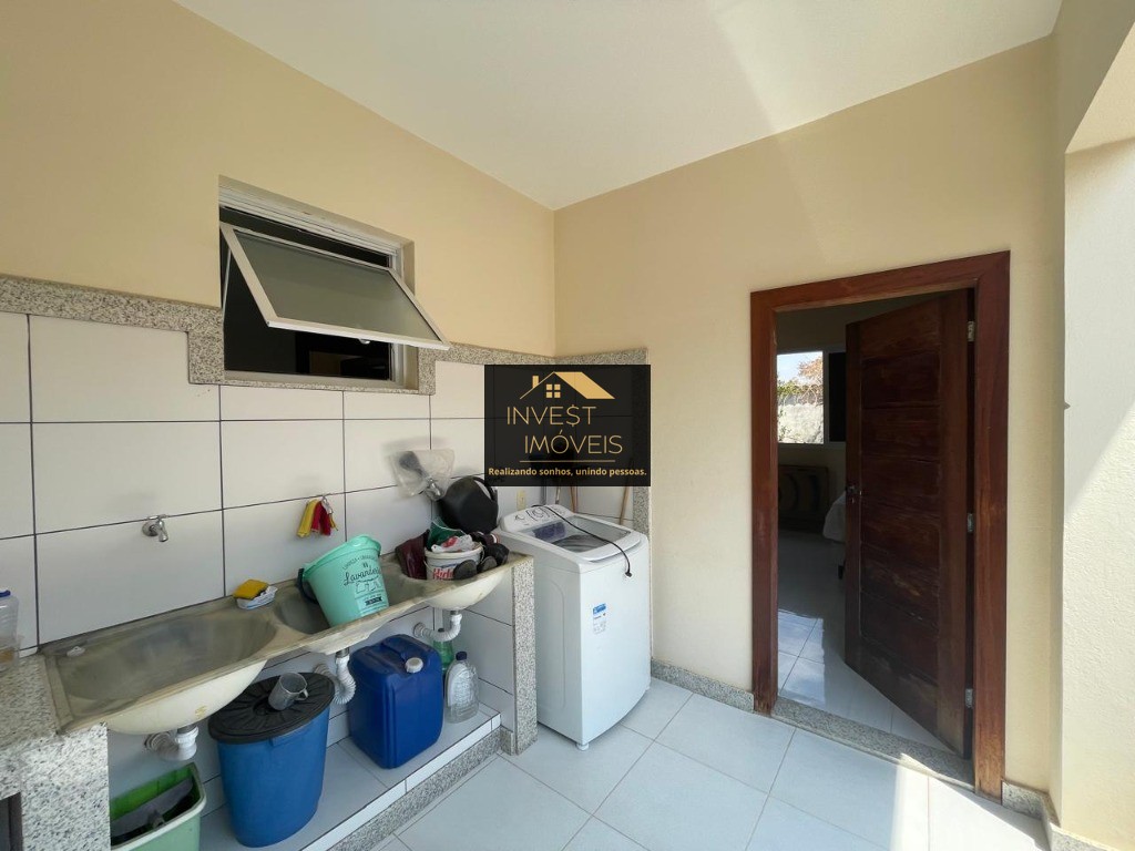 Excelente oportunidade: Casa à venda em Florestal-MG, bairro Nossa Senhora Aparecida - 2 quartos, 1 sala, 1 banheiro, 9 vagas, 450m².