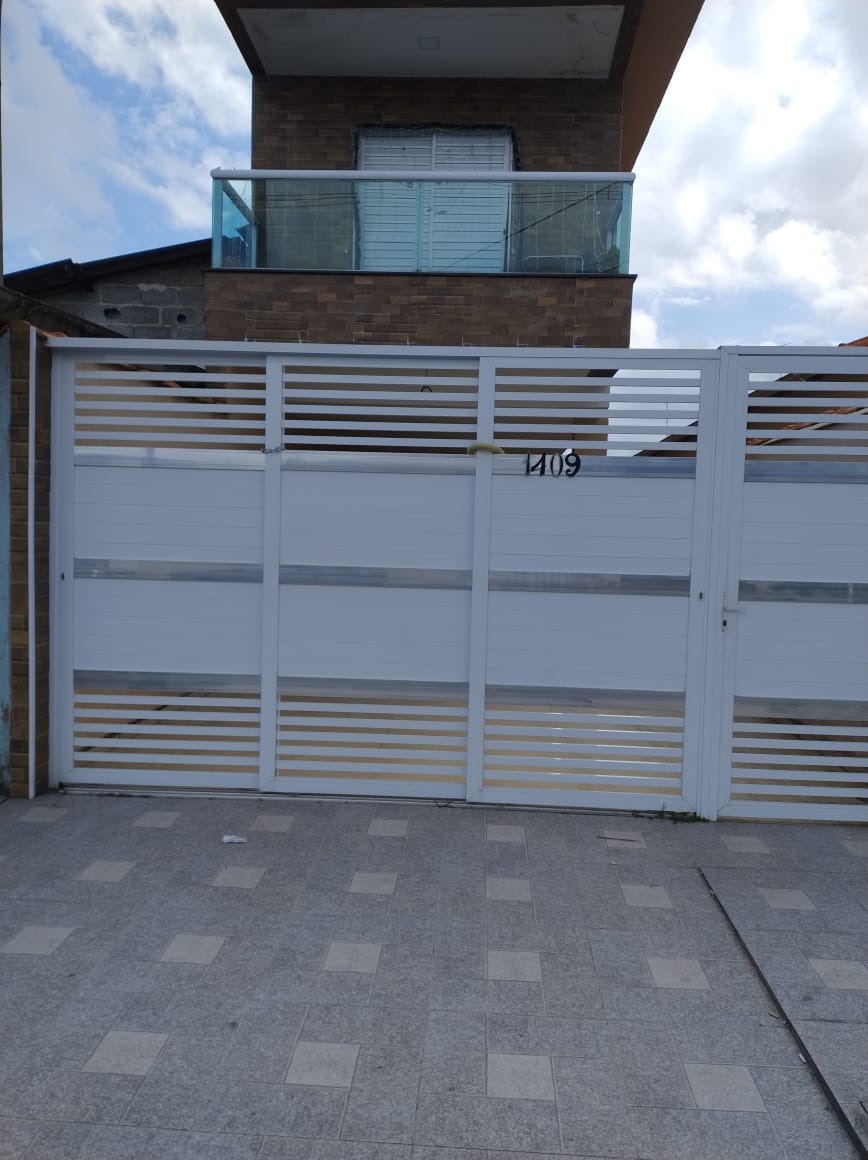 CASA RESIDENCIAL em PRAIA GRANDE - SP, MELVI