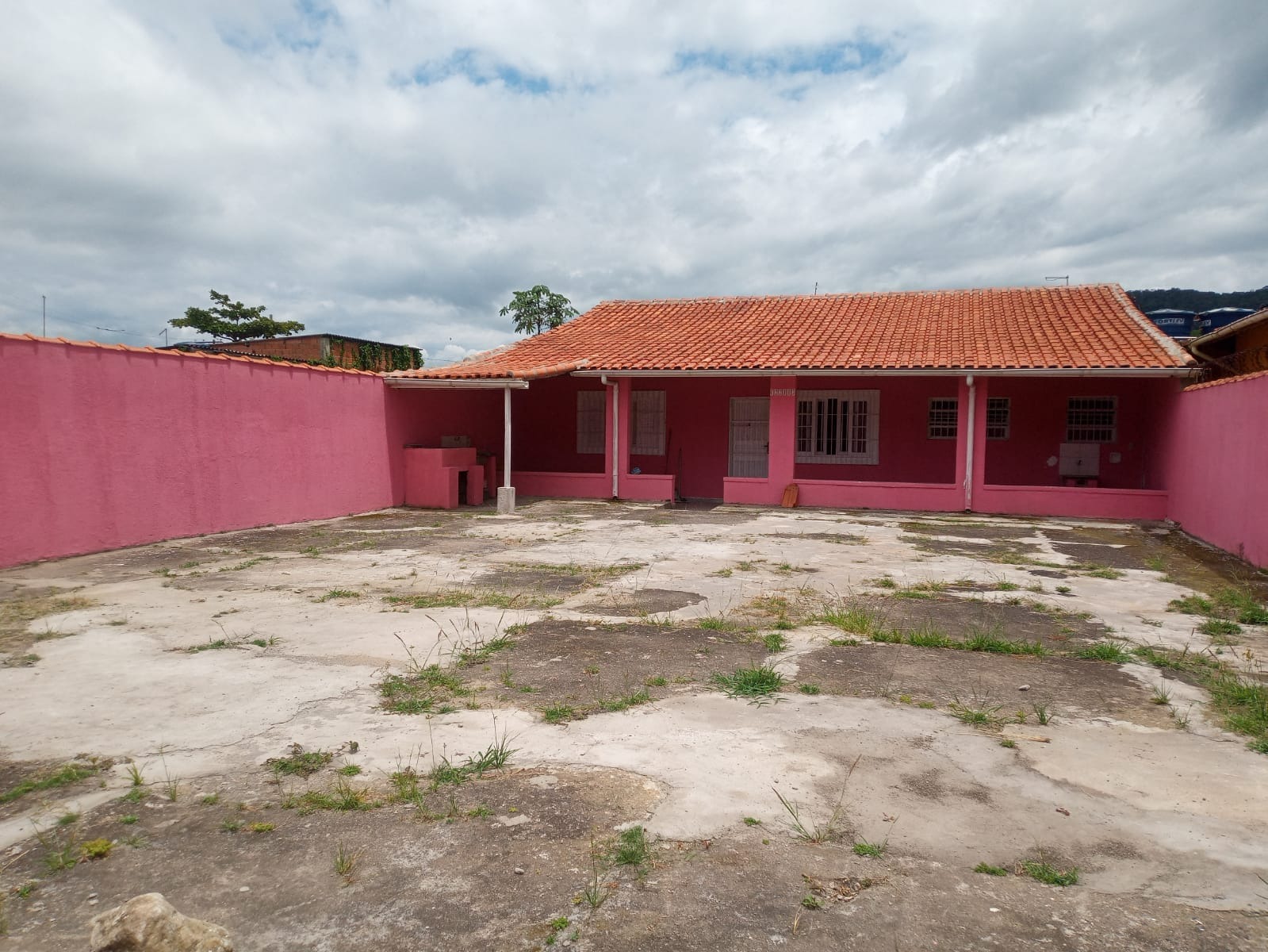 CASA RESIDENCIAL em ITANHAÉM - SP, nova suarão