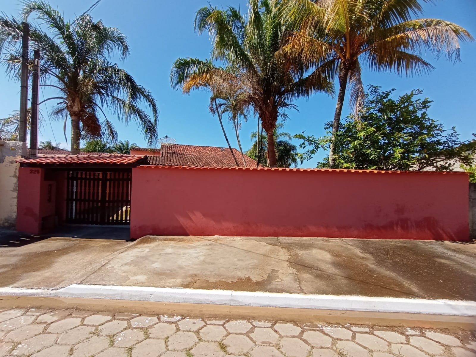 CASA RESIDENCIAL em Itanhaém - SP, Jardim das palmeiras