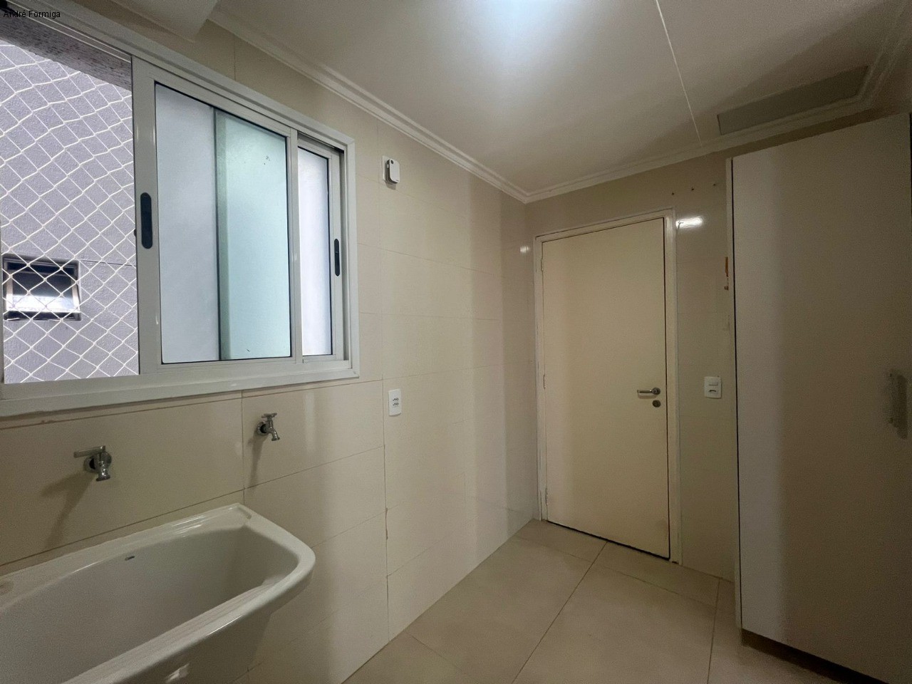 Apartamento à venda com 3 quartos, 141m² - Foto 28