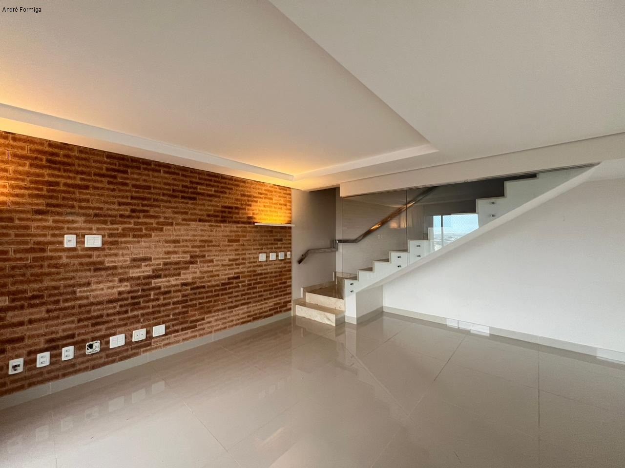 Apartamento à venda com 4 quartos, 242m² - Foto 6