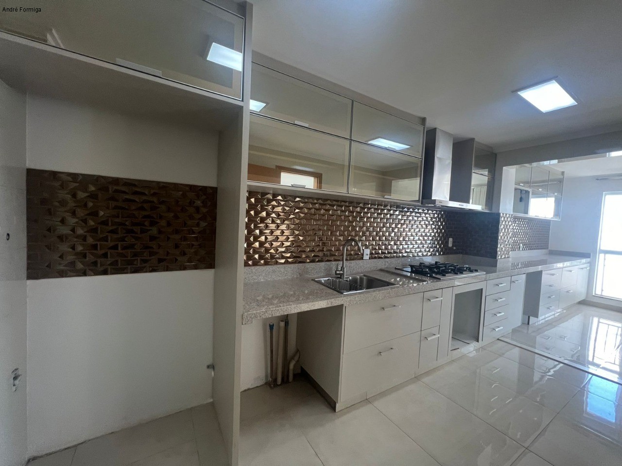 Apartamento à venda com 3 quartos, 141m² - Foto 13