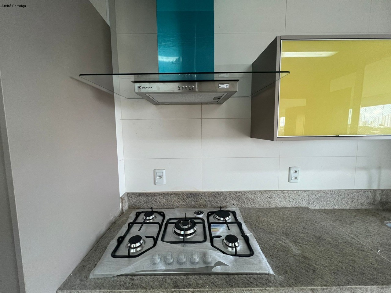 Apartamento à venda com 4 quartos, 216m² - Foto 11