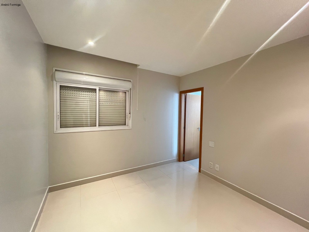 Apartamento à venda com 4 quartos, 216m² - Foto 22