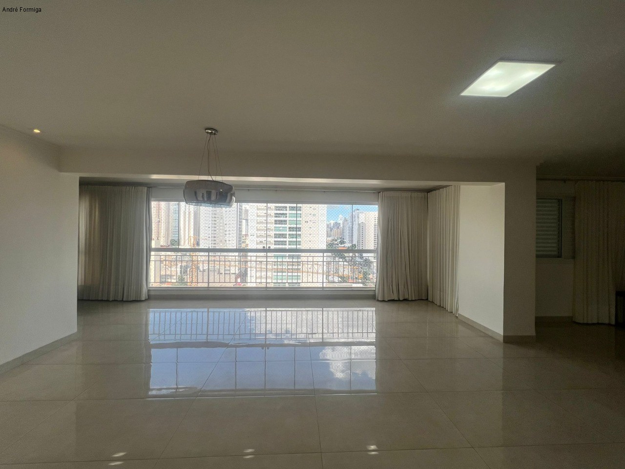 Apartamento à venda com 3 quartos, 141m² - Foto 4