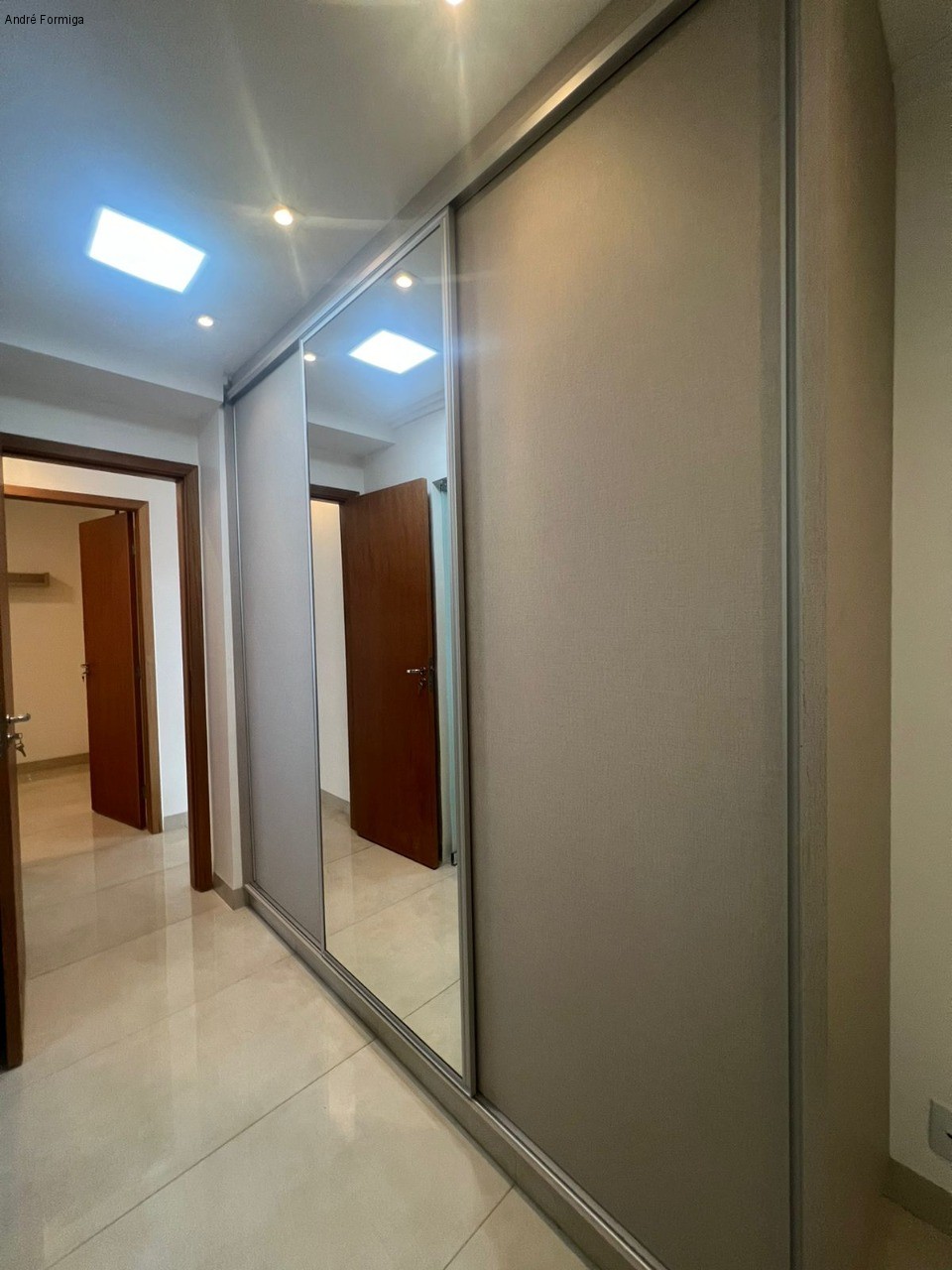 Apartamento à venda com 3 quartos, 141m² - Foto 21