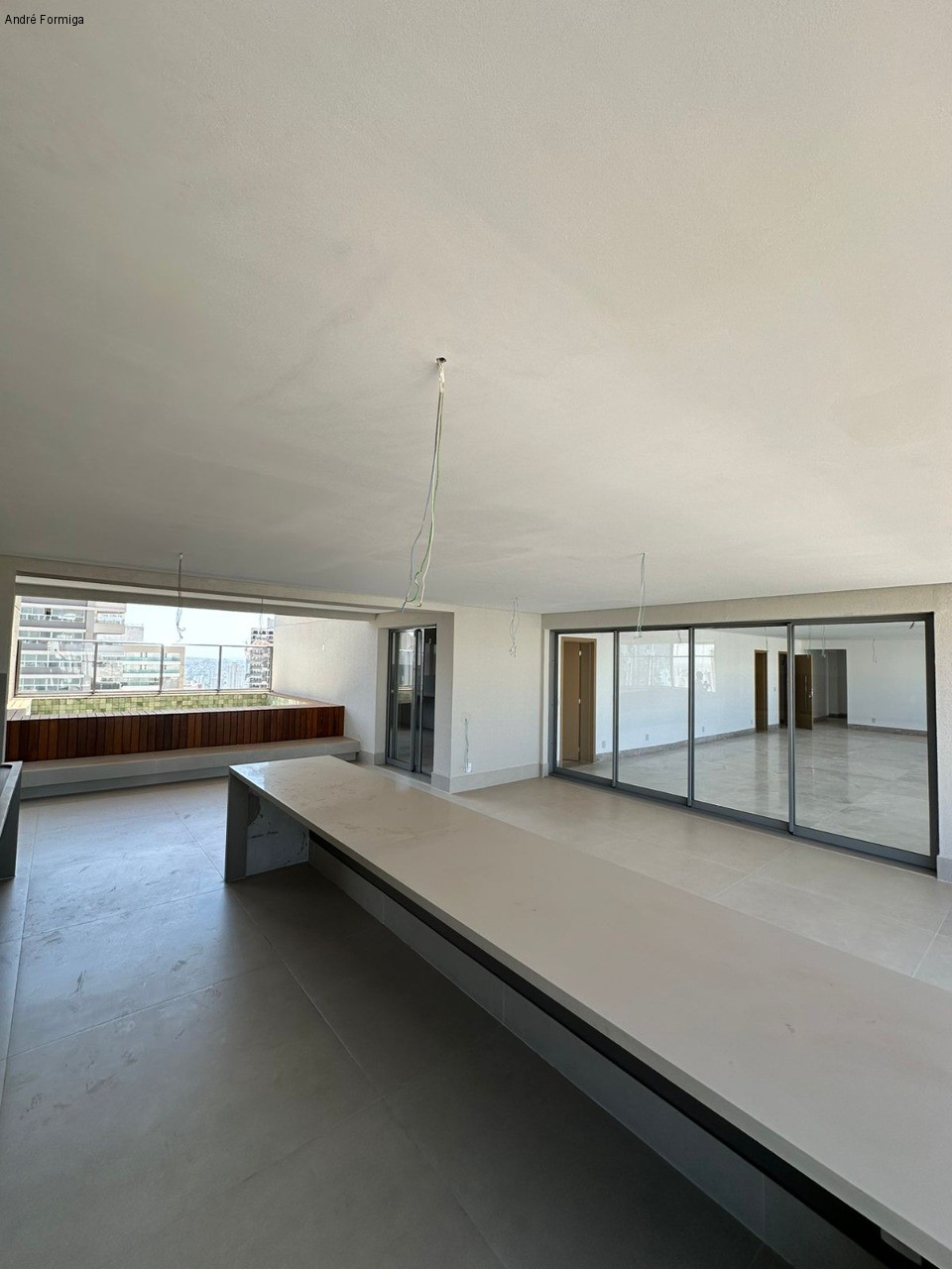 Apartamento à venda com 4 quartos, 353m² - Foto 6