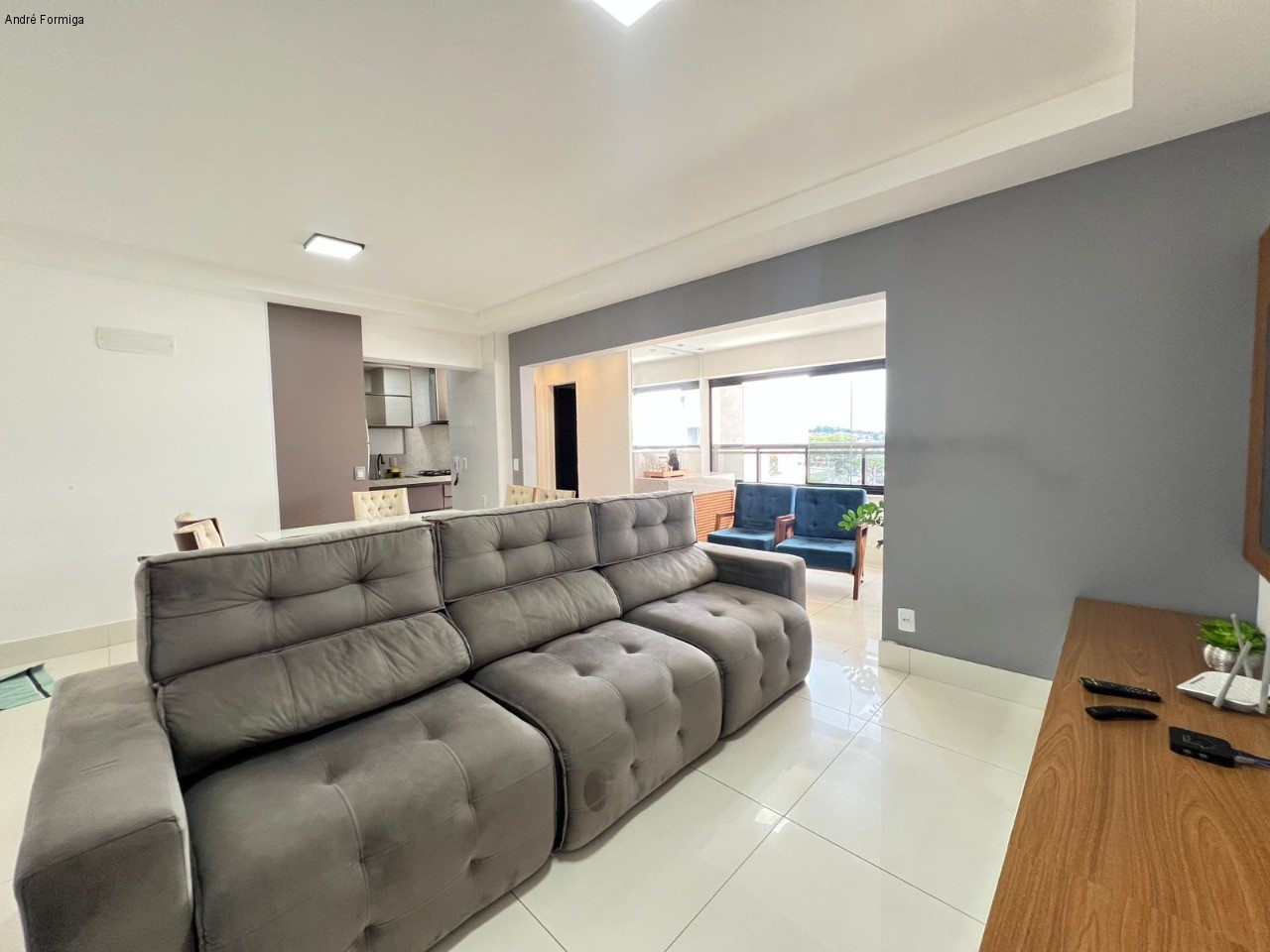 Apartamento à venda com 3 quartos, 105m² - Foto 8