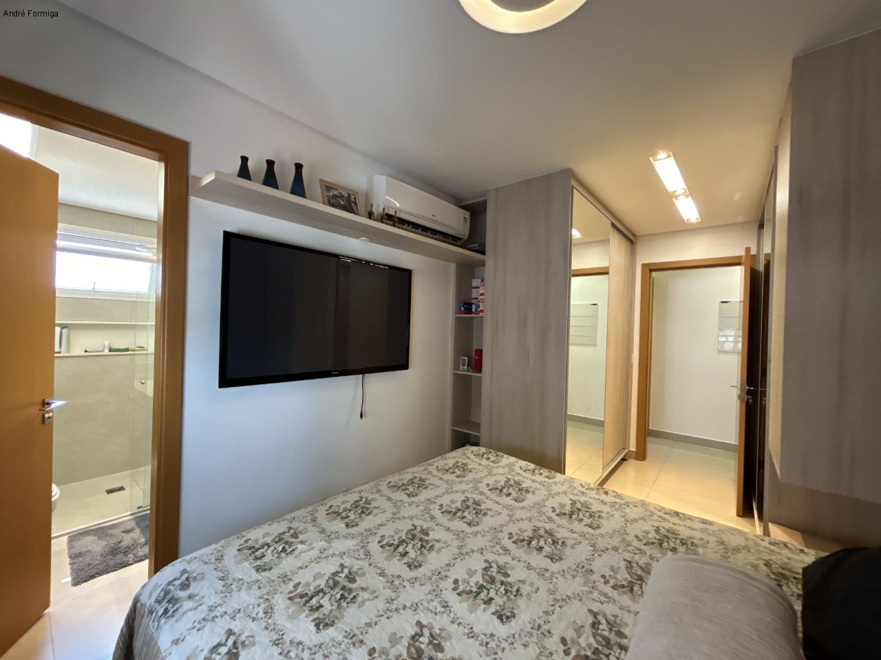 Apartamento à venda com 3 quartos, 121m² - Foto 18