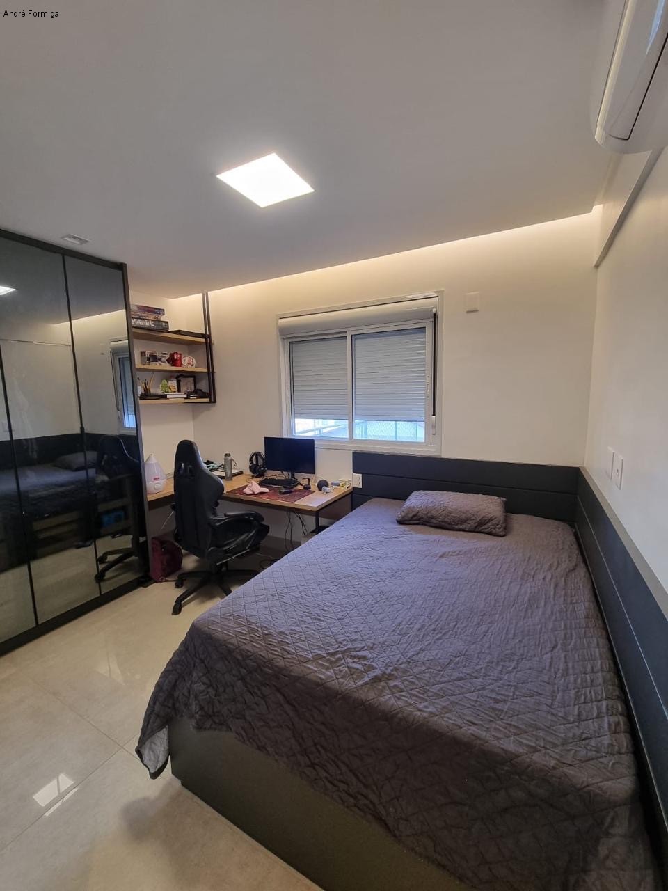 Apartamento para alugar com 5 quartos, 226m² - Foto 17