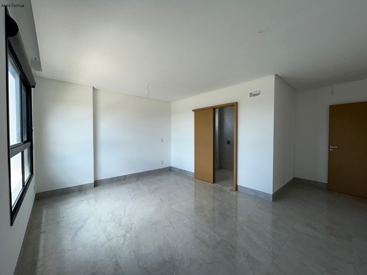 Apartamento à venda com 4 quartos, 235m² - Foto 44