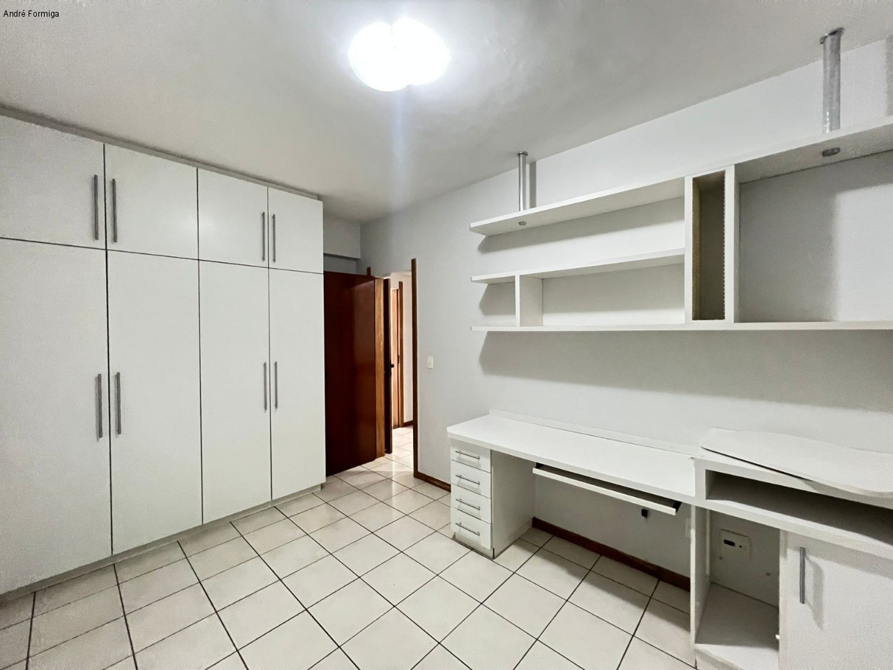 Apartamento à venda com 3 quartos, 121m² - Foto 14