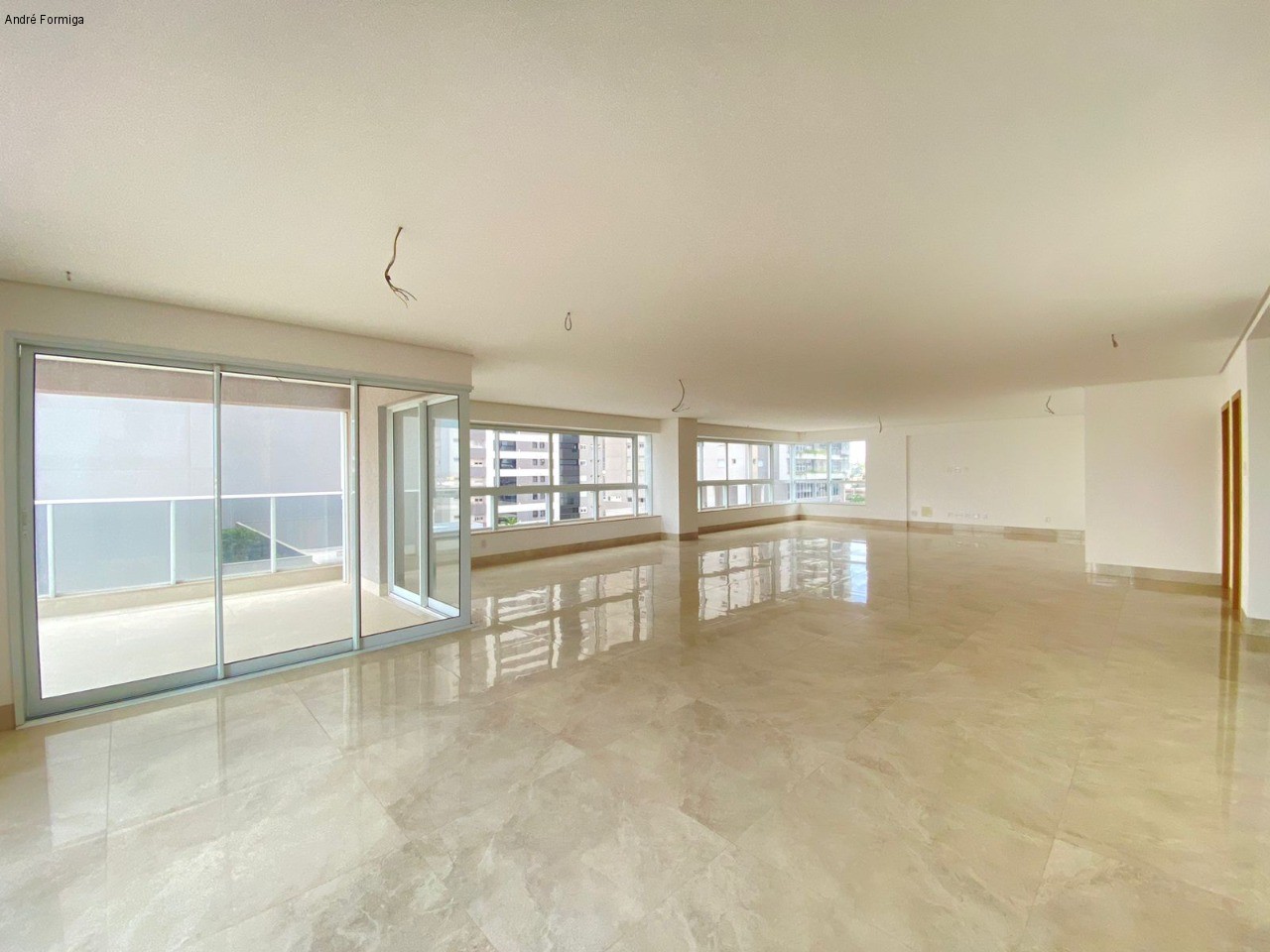 Apartamento à venda com 4 quartos, 344m² - Foto 5