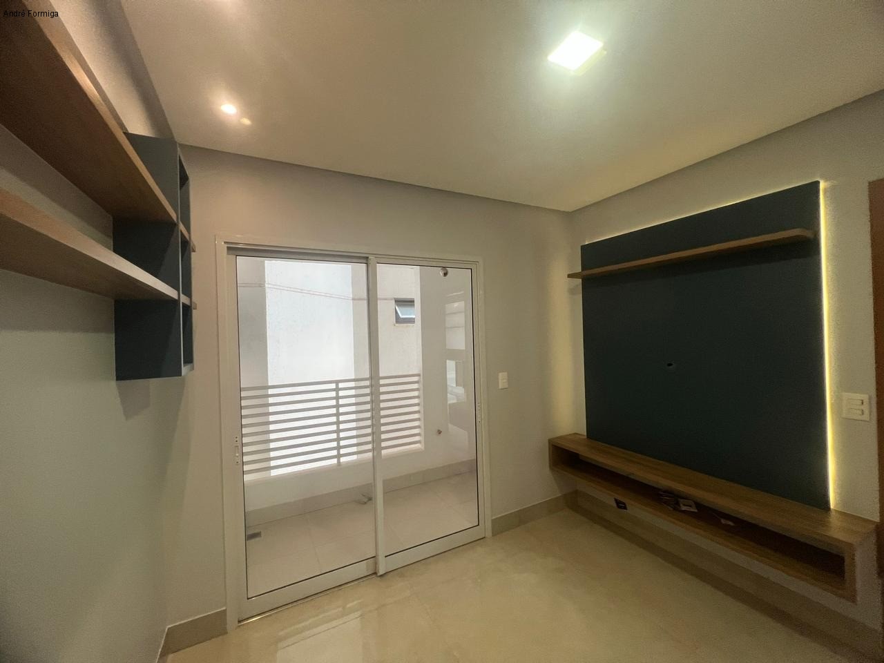 Apartamento à venda com 4 quartos, 226m² - Foto 6