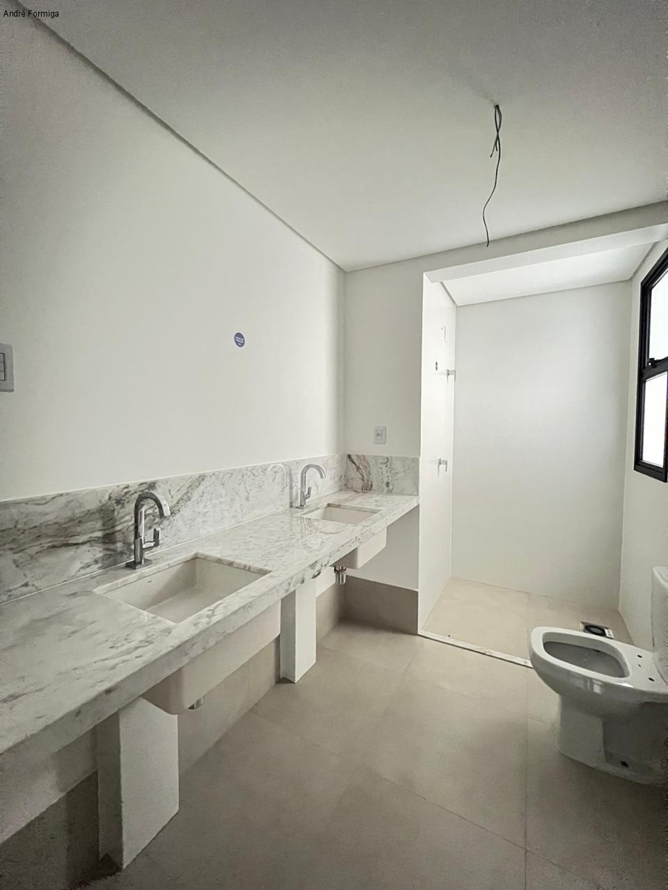 Apartamento à venda com 3 quartos, 137m² - Foto 15