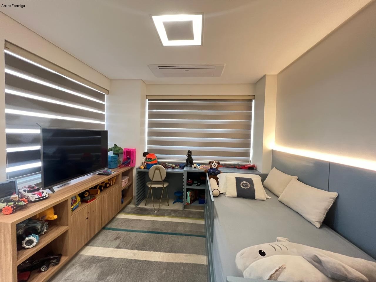 Apartamento à venda com 4 quartos, 256m² - Foto 10