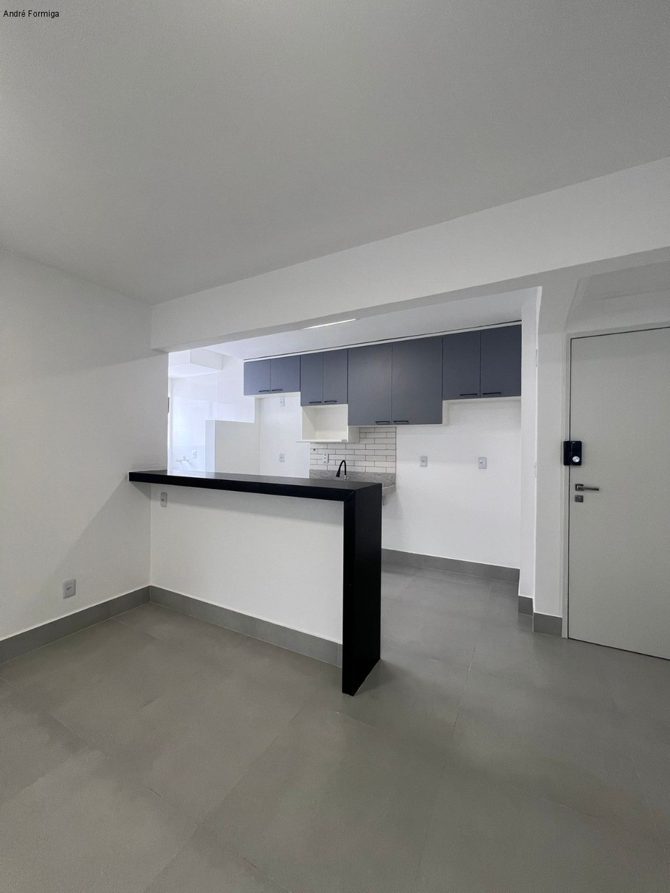 Apartamento à venda com 3 quartos, 77m² - Foto 13