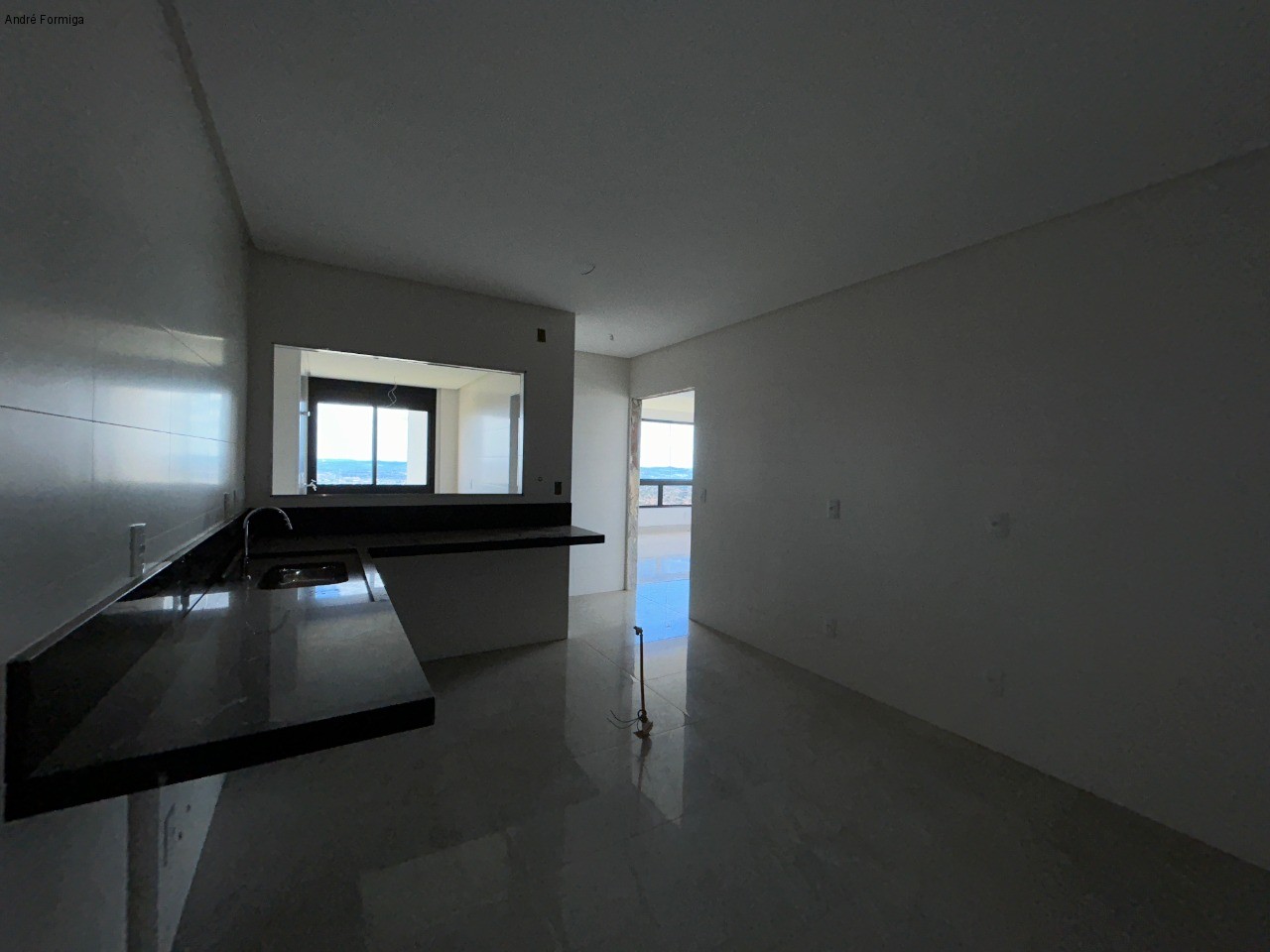 Apartamento à venda com 4 quartos, 235m² - Foto 27