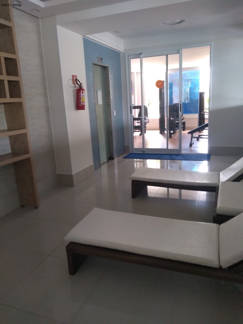 Apartamento para alugar com 3 quartos, 94m² - Foto 10