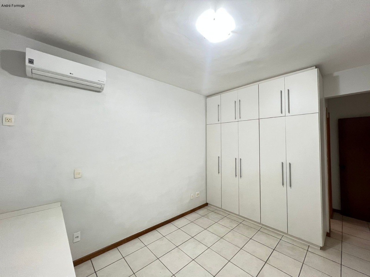 Apartamento à venda com 3 quartos, 121m² - Foto 18