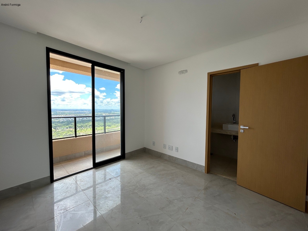 Apartamento à venda com 4 quartos, 235m² - Foto 34