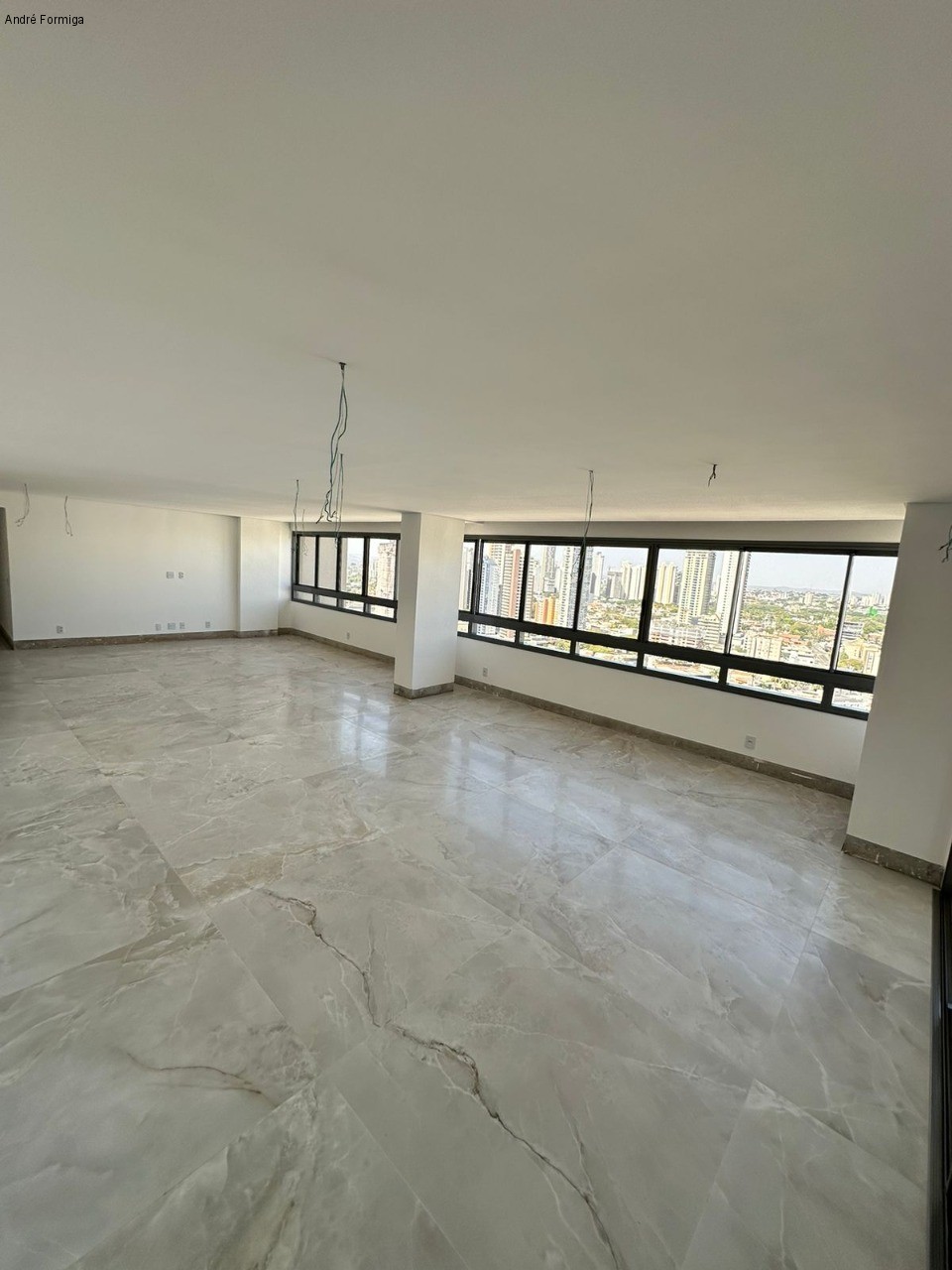 Apartamento à venda com 4 quartos, 353m² - Foto 9