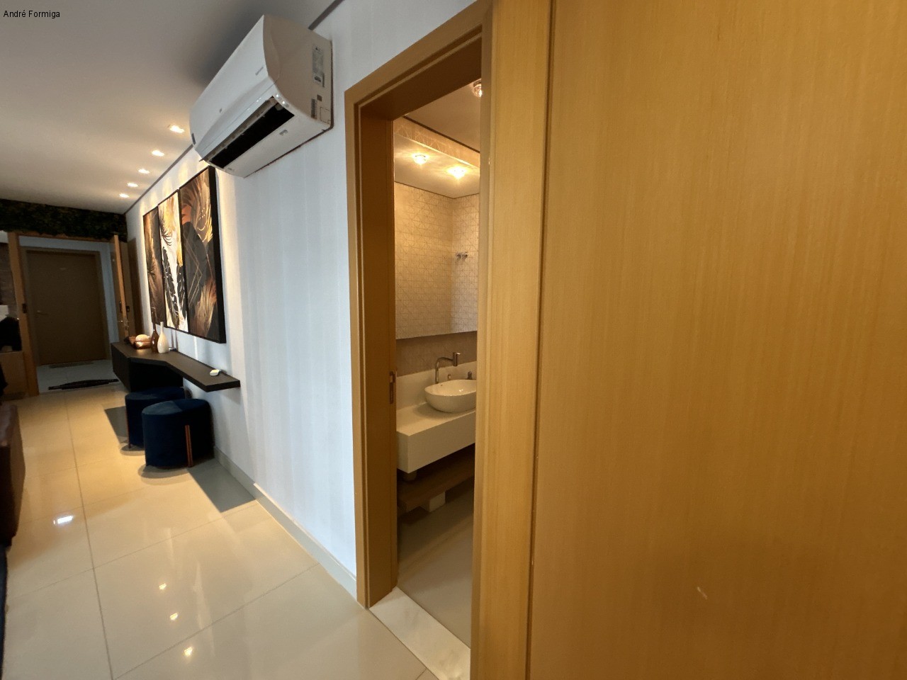 Apartamento à venda com 3 quartos, 121m² - Foto 8