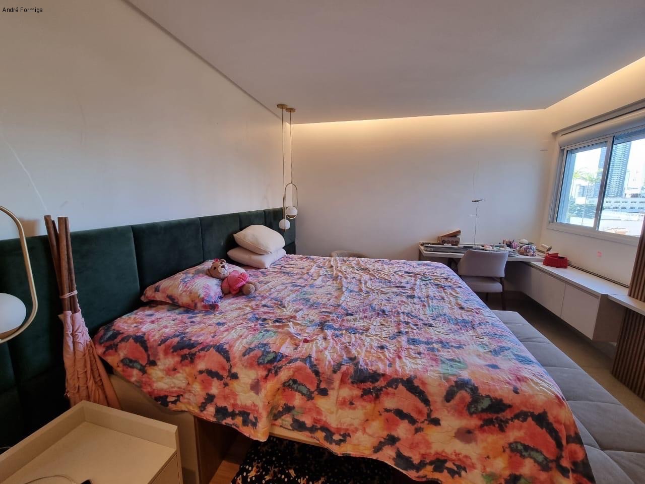 Apartamento para alugar com 5 quartos, 226m² - Foto 20