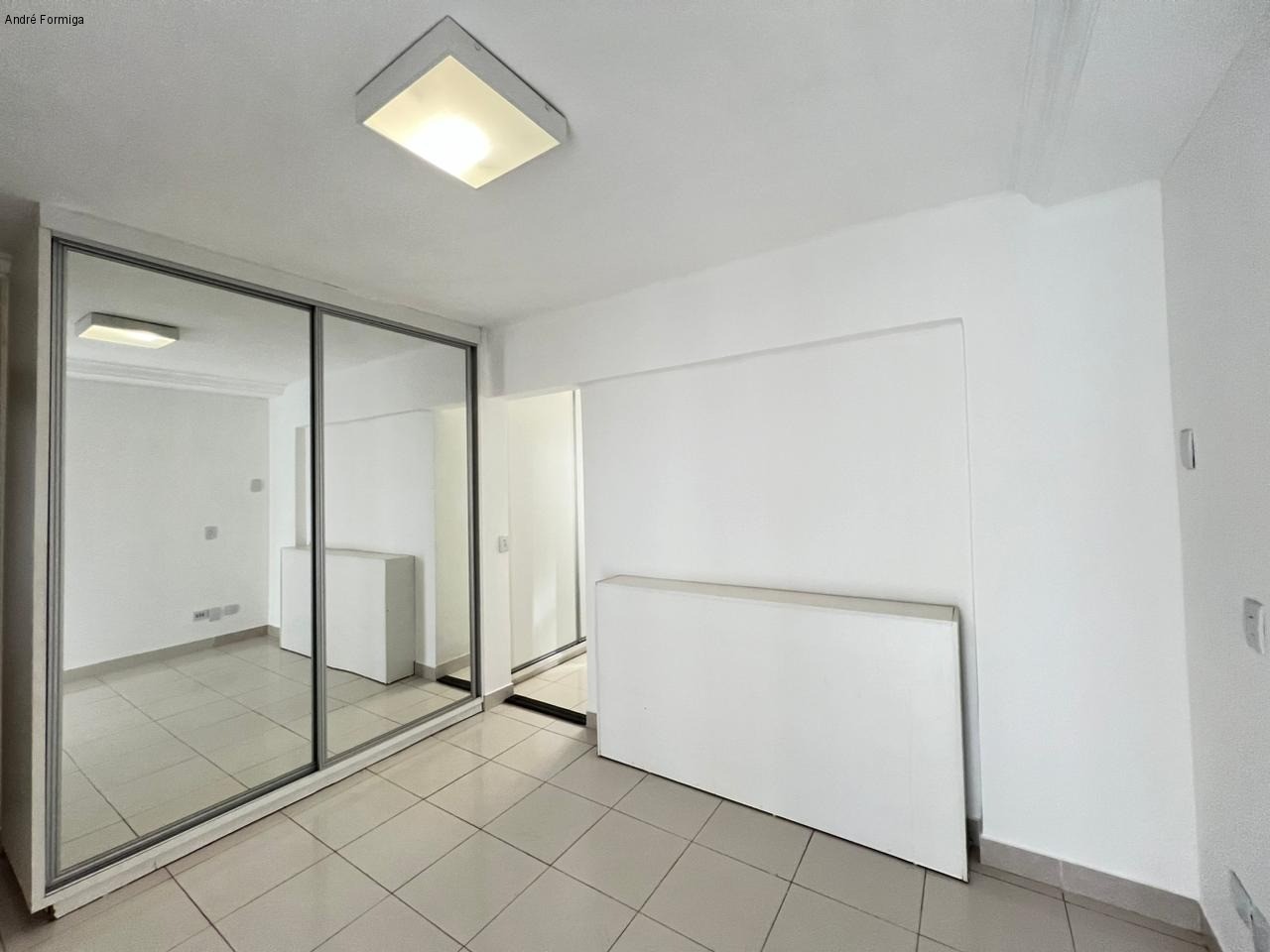 Apartamento à venda com 3 quartos, 109m² - Foto 17