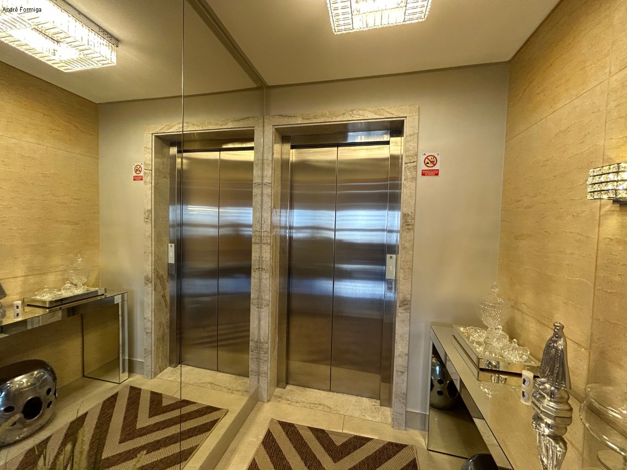 Apartamento de luxo no coração de Goiânia-GO, Setor Bueno: 4 quartos, 4 suítes, 3 vagas de garagem, 226m² de puro requinte!