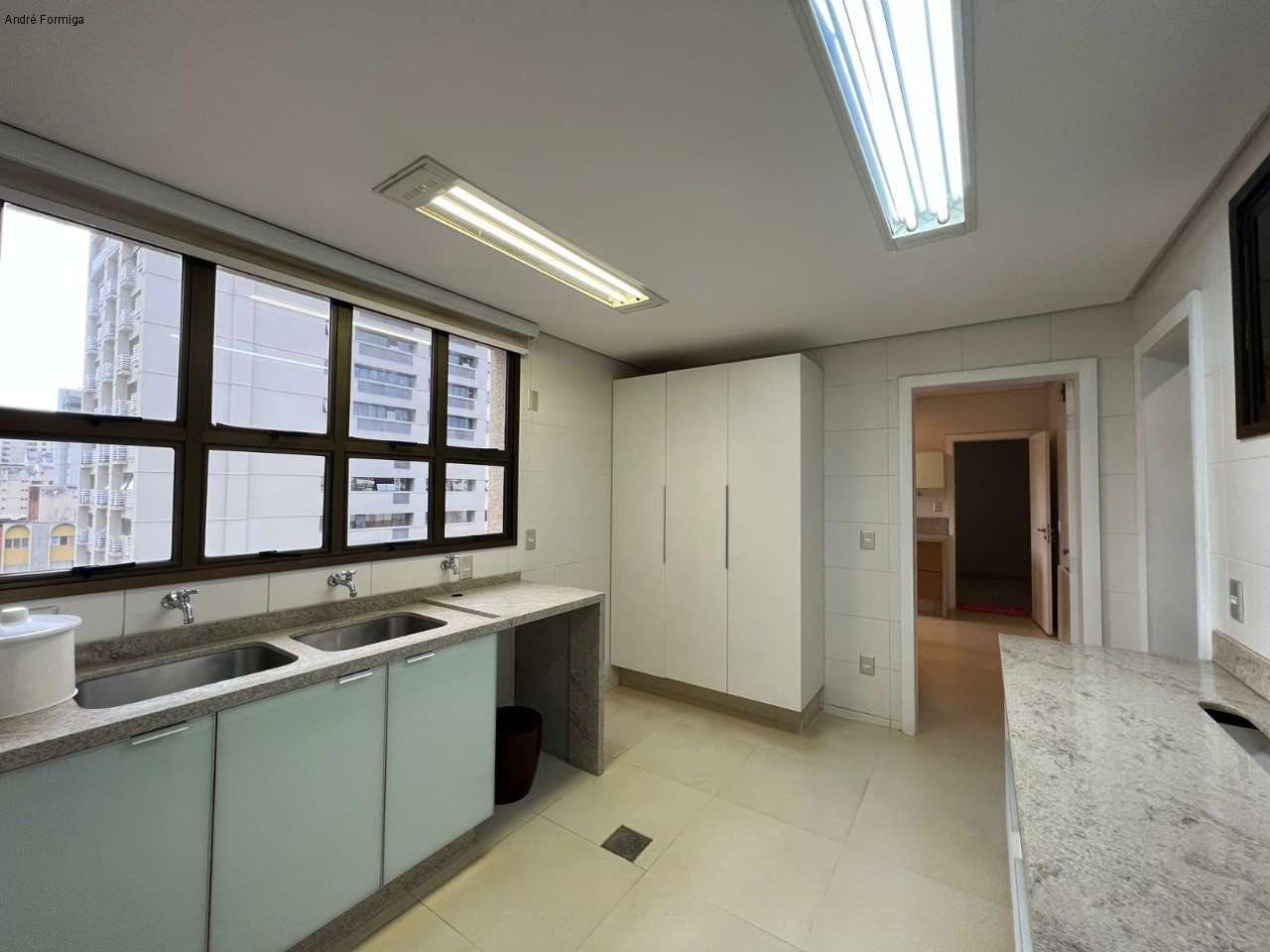 Apartamento à venda com 4 quartos, 339m² - Foto 6