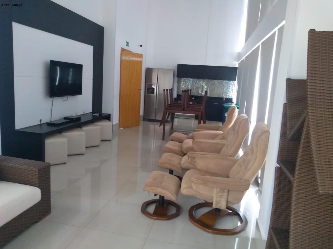 Apartamento para alugar com 3 quartos, 94m² - Foto 40