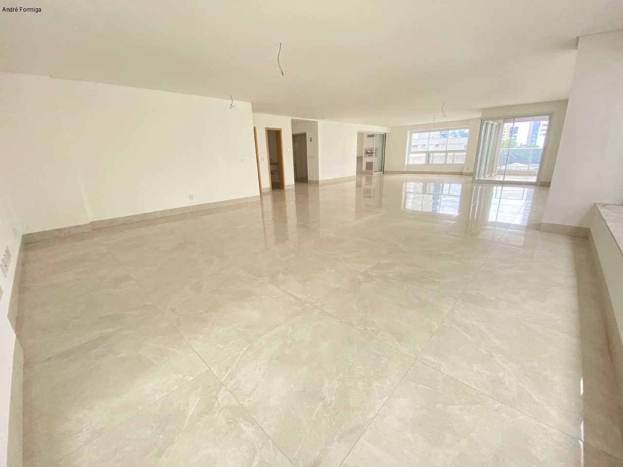 Apartamento à venda com 4 quartos, 344m² - Foto 8