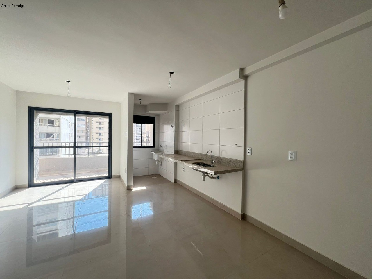 Apartamento à venda com 3 quartos, 90m² - Foto 3