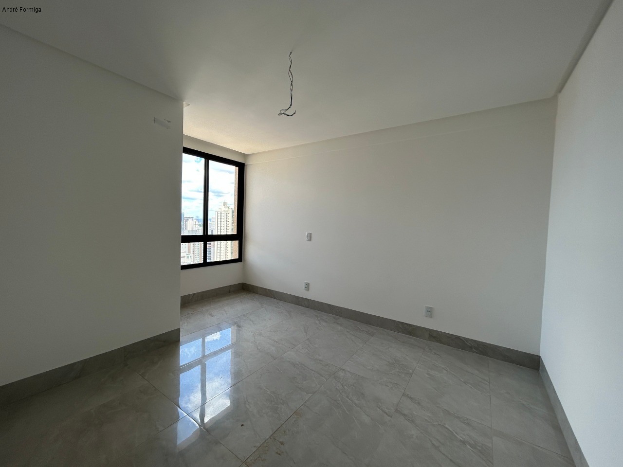 Apartamento à venda com 4 quartos, 235m² - Foto 35