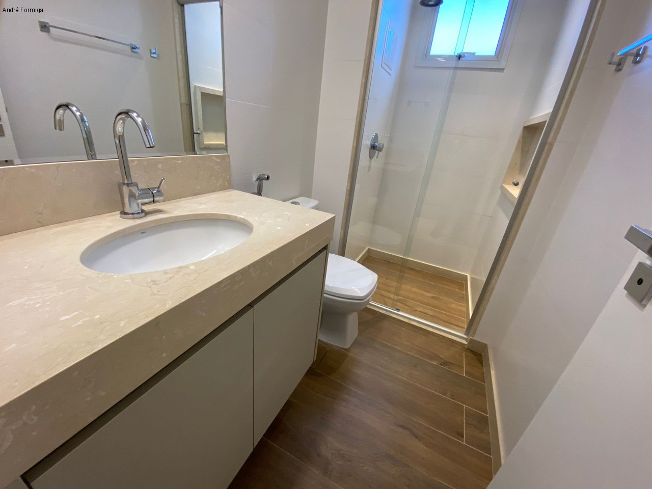 Apartamento à venda com 3 quartos, 260m² - Foto 18