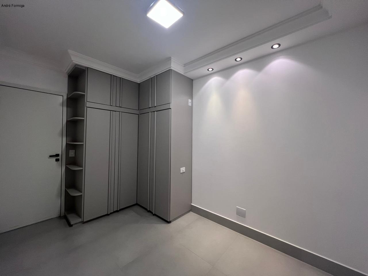 Apartamento à venda com 3 quartos, 77m² - Foto 8