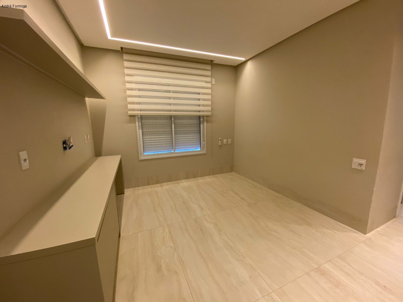 Apartamento à venda com 3 quartos, 260m² - Foto 15