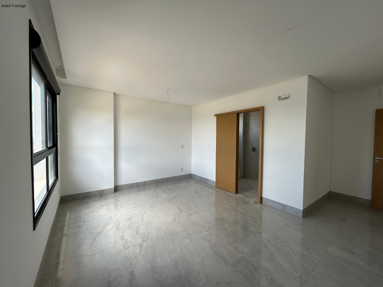 Apartamento à venda com 4 quartos, 235m² - Foto 46