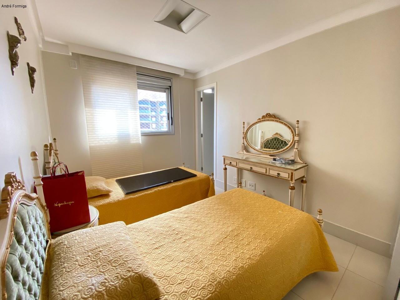 Apartamento à venda com 3 quartos, 208m² - Foto 29