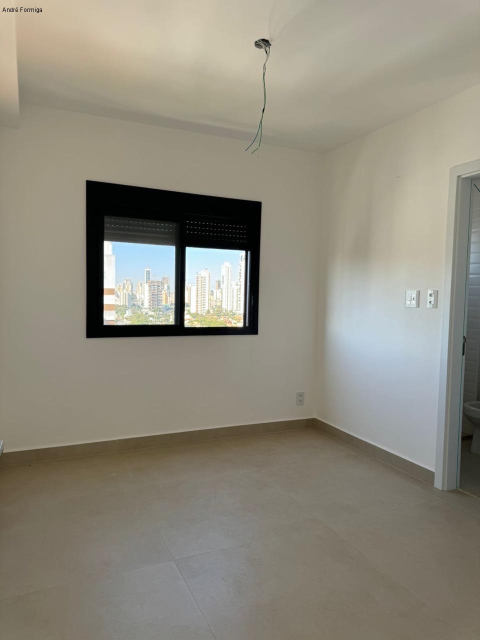 Apartamento à venda com 3 quartos, 130m² - Foto 4