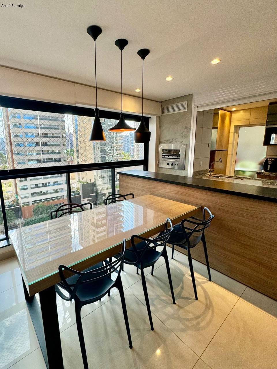 Apartamento à venda com 3 quartos, 121m² - Foto 3