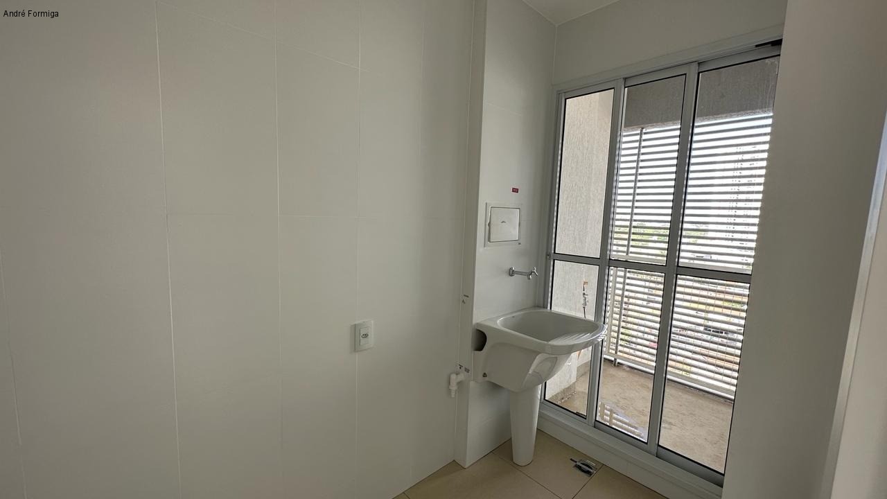 Apartamento à venda com 3 quartos, 99m² - Foto 13