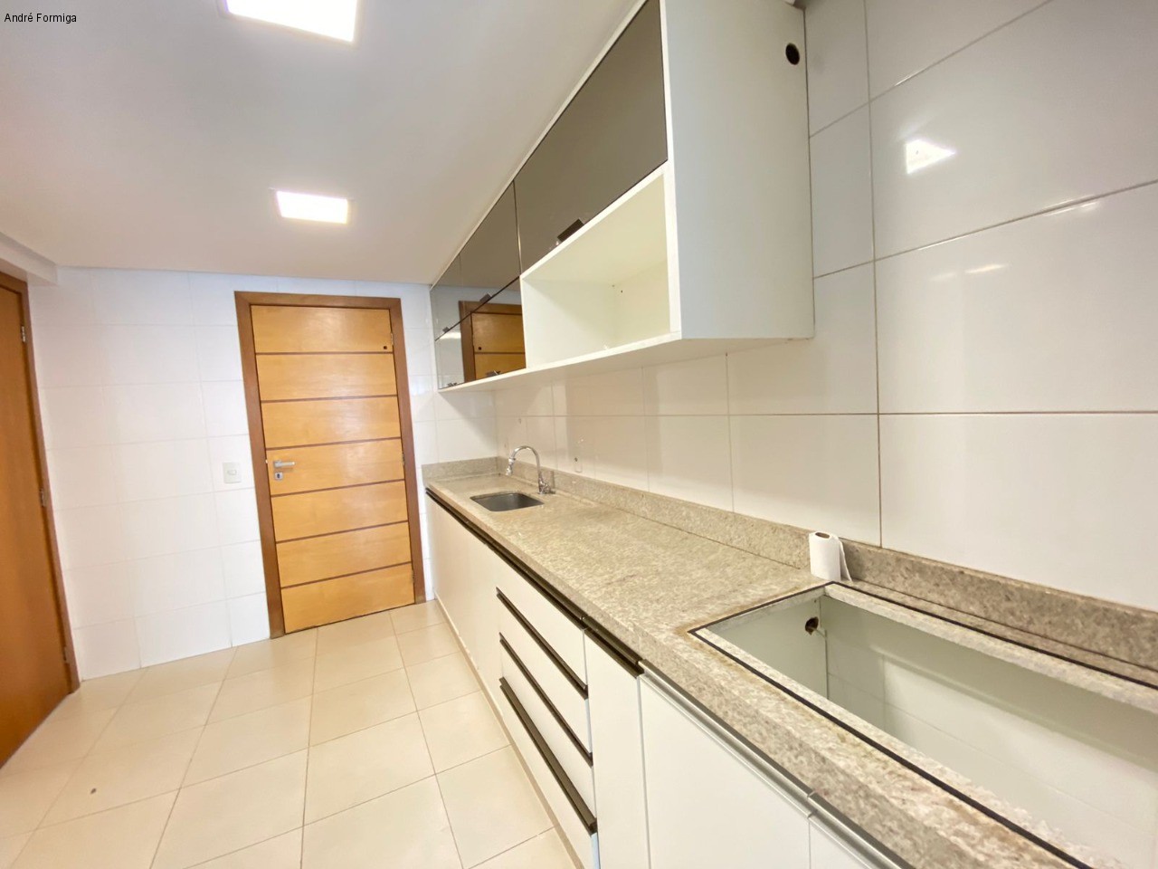 Apartamento à venda com 4 quartos, 117m² - Foto 3