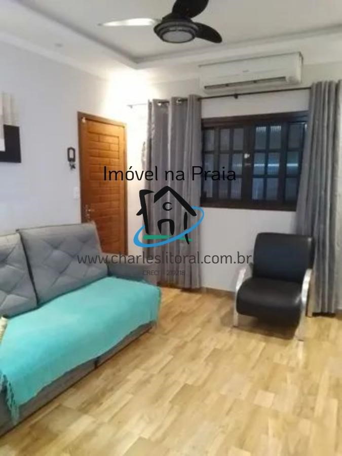 Casa à venda com 2 quartos, 150m² - Foto 1