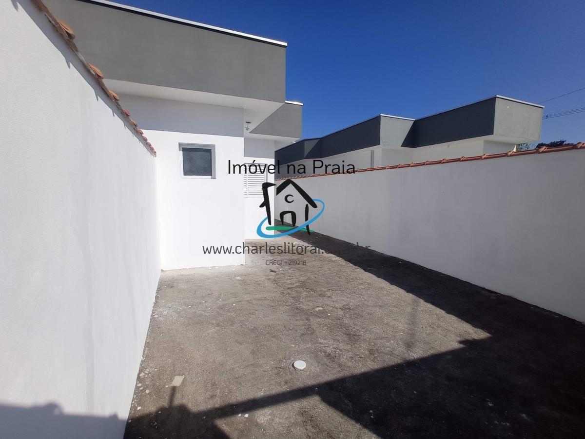 Casa à venda com 2 quartos, 149m² - Foto 2