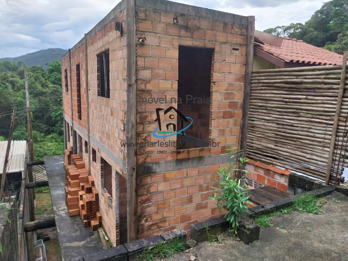 Casa à venda com 7 quartos, 200m² - Foto 27