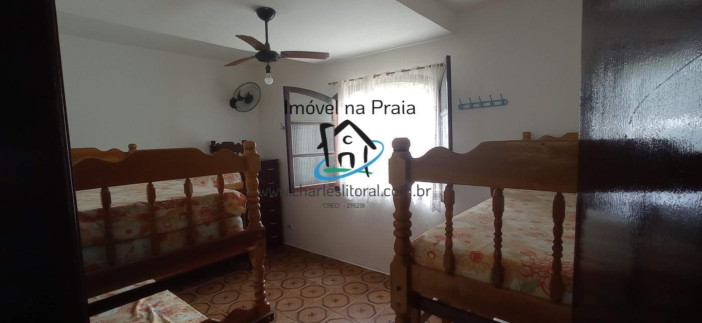 Casa à venda com 8 quartos, 330m² - Foto 31