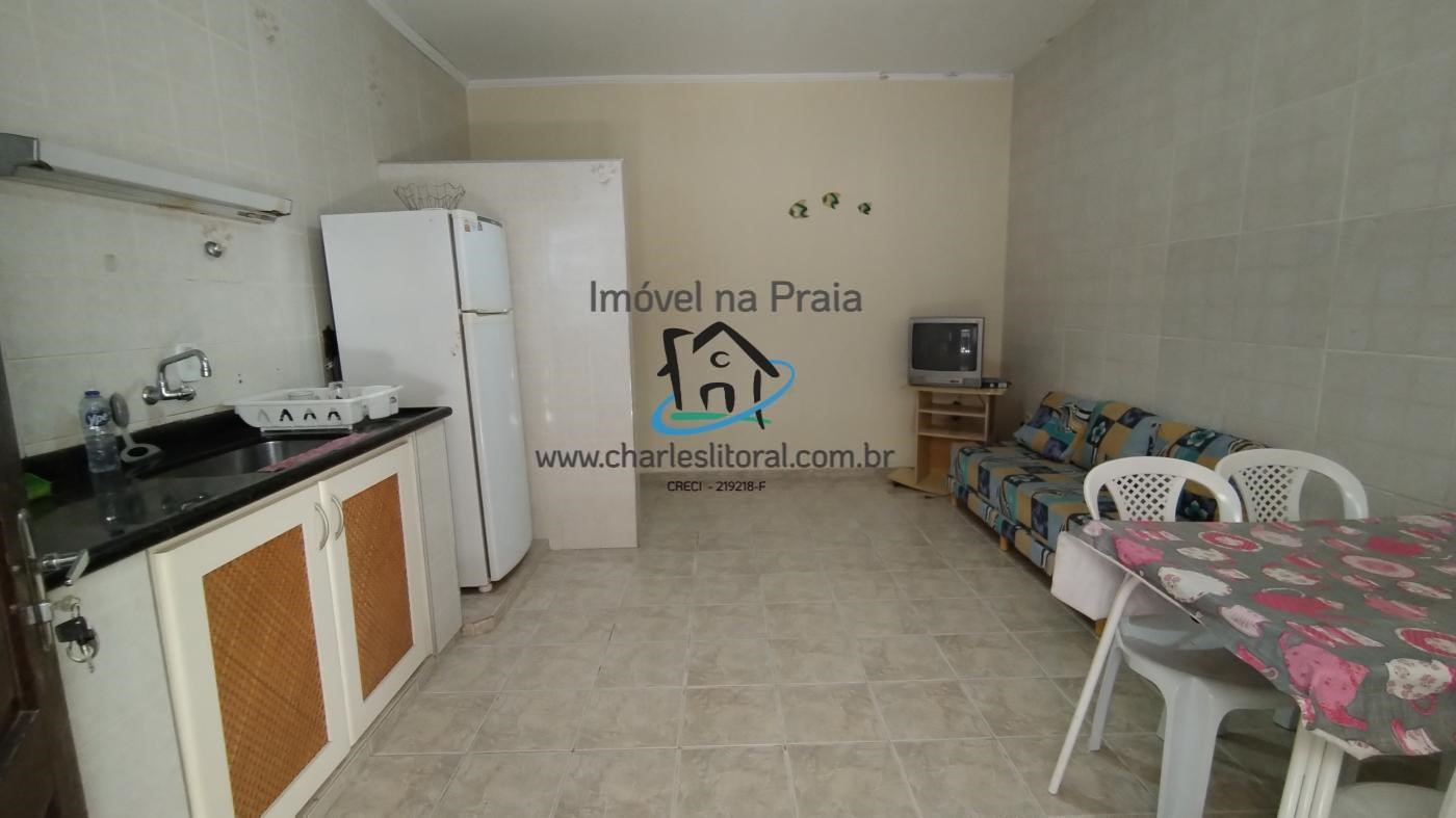 Casa à venda com 1 quarto, 55m² - Foto 1